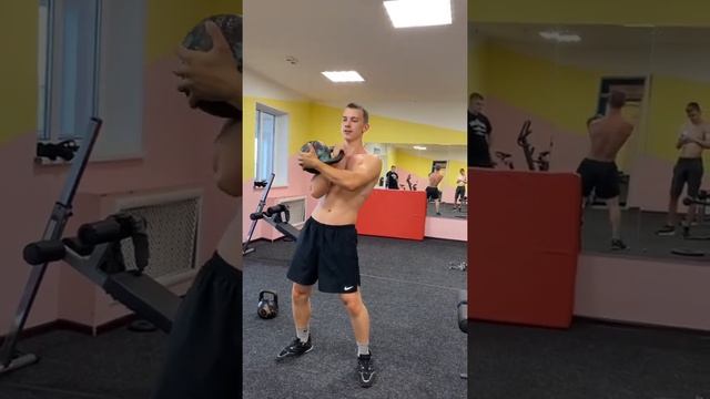Первый толчок гири 32кг #спорт #спортсмен #motivation смотреть онлайн