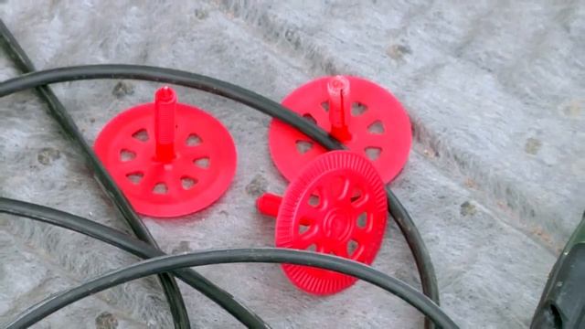 Кольцевой дренаж и устройство утепленной отмостки из гравия смотреть онлайн