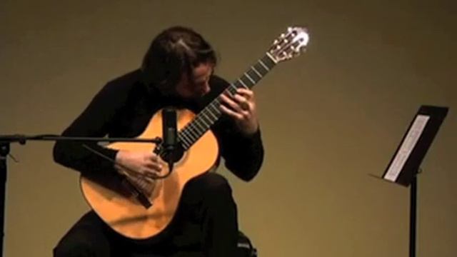 Richard Dawson Performs El Testament d'Amelia by Miguel Llobet смотреть онлайн