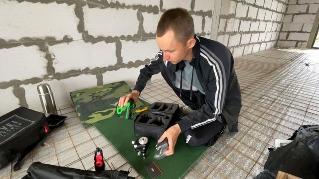 Землю некуда девать, дожди приостановили строительство пруда. День 5 смотреть онлайн