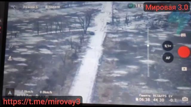 Чубатый мехвод американского БТР M113 эффектно развернулся и был таков ???