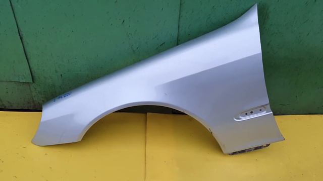 Крыло левое переднее Mercedes-Benz S-Class 2004 W220