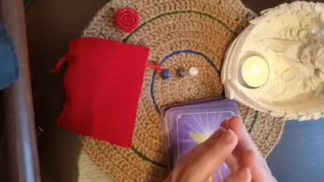 ГАДАНИЕ НА КАМНЯХ???СОБЫТИЯ НА БЛИЖАЙШЕЕ БУДУЩЕЕ❗❗❗ смотреть онлайн