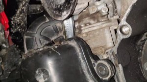 Стелс Вортекс 50, снял крышку вариатора.