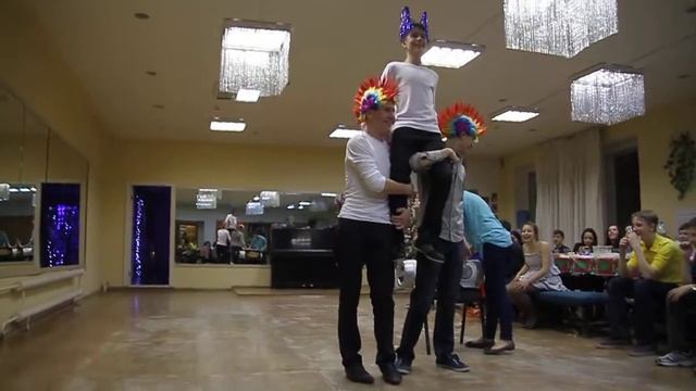 2012 in Russia- новогодний стих исполняет Павел Кузнецов смотреть онлайн