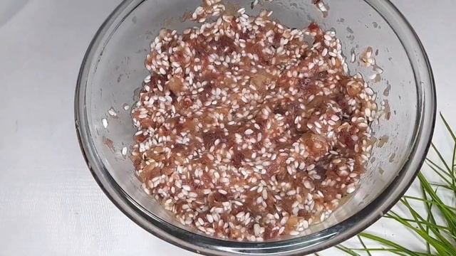 По этому рецепту готовит моя бабушка и мама, и я попытаюсь научить свою дочь готовить... смотреть онлайн
