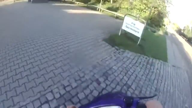 Погоня! Мотобат против скутериста смотреть онлайн