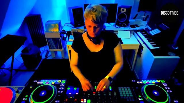 DISCOTRIBE.TV | Live-Mix смотреть онлайн