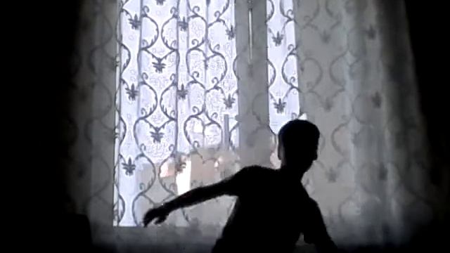 Саша Пирковский танцует под MattyB песни смотреть онлайн