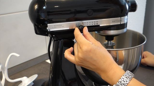 키친에이드 스탠드믹서/ 반죽기/ KitchenAid/ 언박싱/ Standmixer/ Artisan/ Küchenmaschine смотреть онлайн