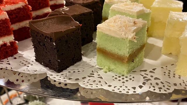 Impromptu HiTea at Royal Palm Meat & Dine #royalpalmhightea #halalhightea смотреть онлайн