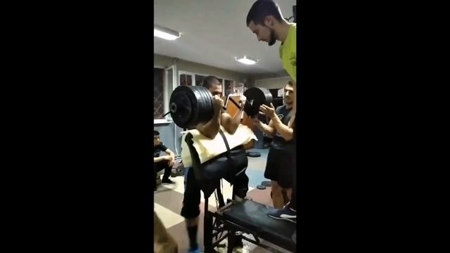 PLAMEN DIMITROV 140KG VS IRAKLI ZIRAKASHVILI 150KG BICEPS CURL COMPARATION смотреть онлайн