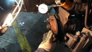 Проверка биения ступицы