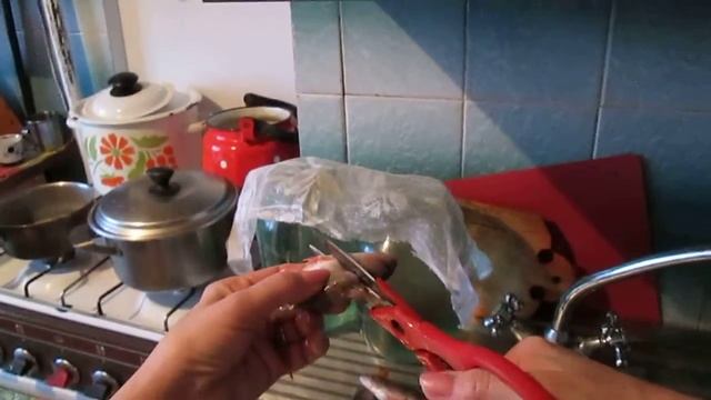 Очистить окуня смотреть онлайн