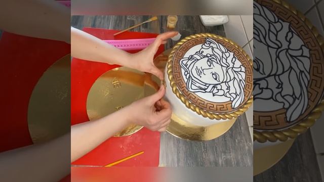 Золотой торт VERSACE. Goldene Torte VERSACE.