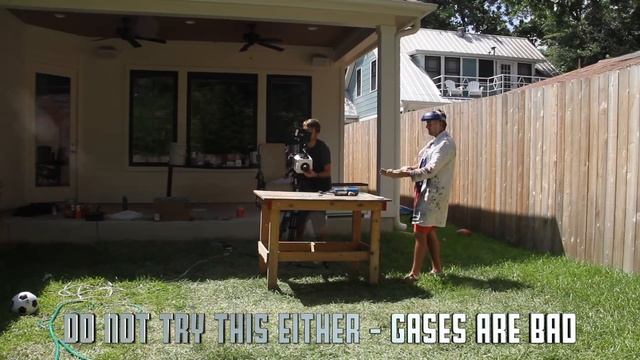 Exploding Batteries in Slow Motion - The Slow Mo Guys смотреть онлайн