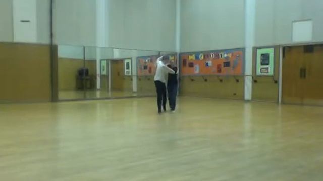 Cross-Step Waltz - Scorpion Walk смотреть онлайн