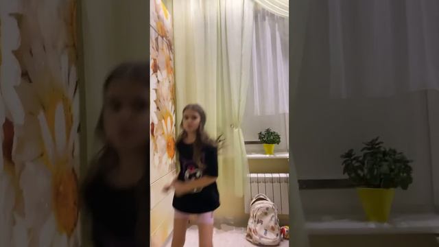 Кто что будет делать на выходных? Я сегодня еду на дачу завтра в купэ в Орёл ❤️🔥 смотреть онлайн