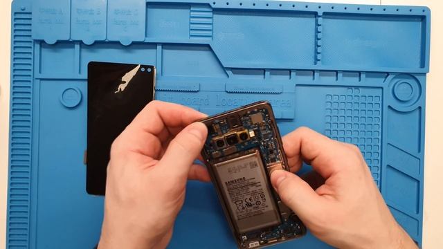 ?Galaxy S10 Glass Only Replacement- 100% home solution? [4K 60FPS] смотреть онлайн
