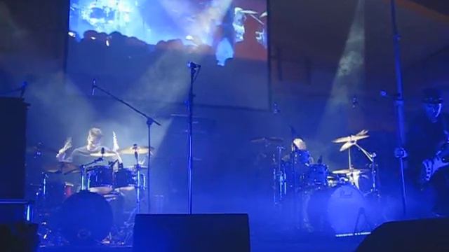 Ian Paice, Lazy Child , Gianluca Raisi smoke on the water live + drum solo.AVI смотреть онлайн