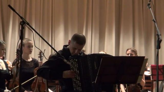 Монти-Яшкевич Чардаш . Камерный оркестр "Престиж", руководитель А. Матушкин. Солист С. Пашков смотреть онлайн