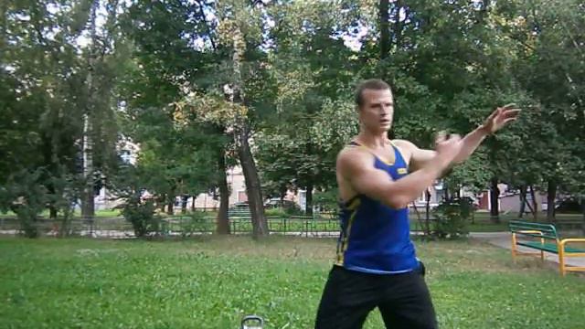 Обучение жонглированию гирей.Бросок и ловля.Ситников смотреть онлайн