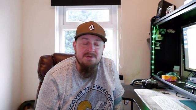 Panorama Wide Pic 35mm Film Panoramic Point&Shoot Camera with Kodak Gold 200 смотреть онлайн