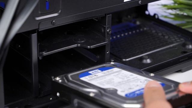 $700 BUDGET GAMING PC IN 2020 – 1080p KILLING BUILD! смотреть онлайн