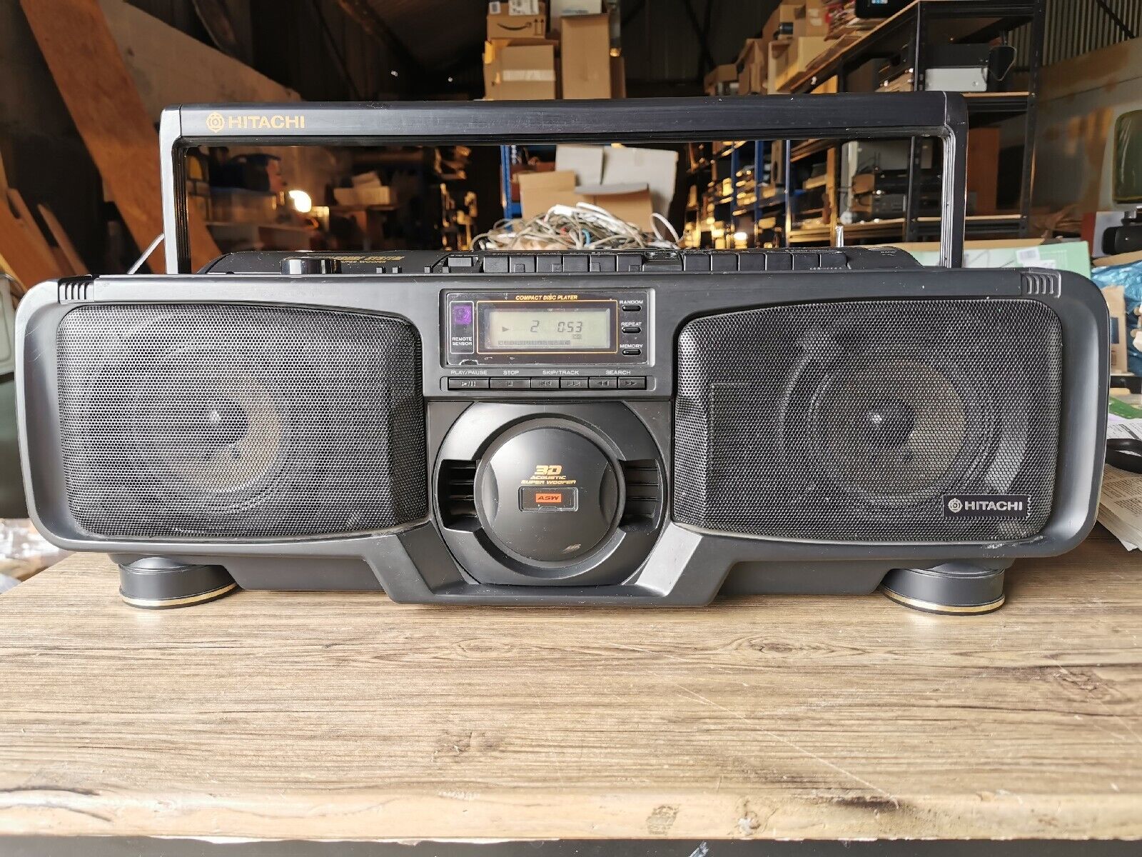 Hitachi CX-W750W  Ghettoblaster CD, кассета, 3D супер НЧ-динамик-произведён в Сингапуре-1991-год