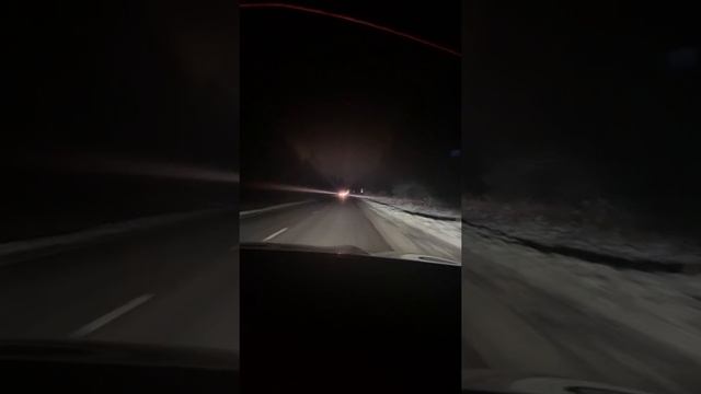 Работа лазерных фар (BMW Laser Light) на BMW X6 G06 ночью. смотреть онлайн