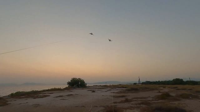 Improvisation Top - Pair Stunt Kite experiments смотреть онлайн