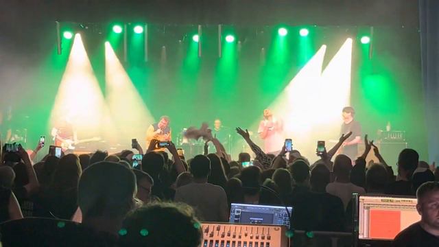Blur - Parklife (with Phil Daniels) - Live in Eastbourne 21/05/23 смотреть онлайн