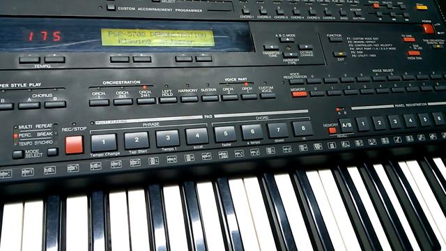 YAMAHA PSR 5700 (DEMO songs) смотреть онлайн