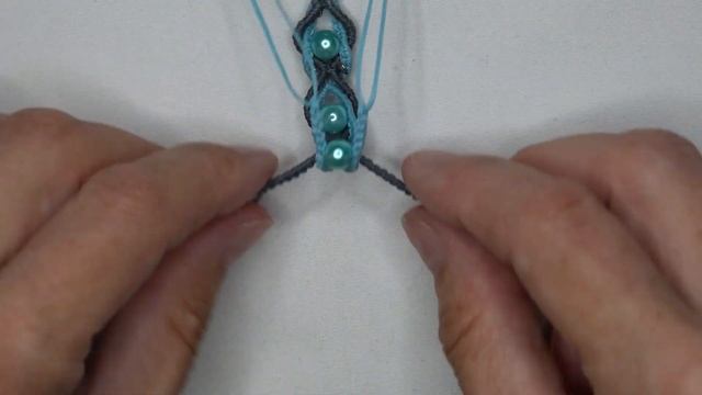 БРАСЛЕТ МАКРАМЕ. MACRAME BRACELET. смотреть онлайн