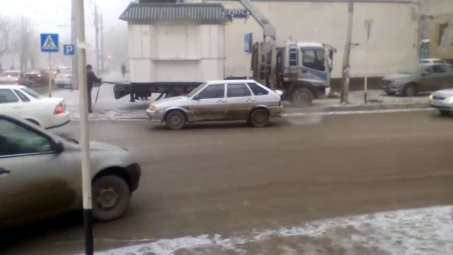 В Нальчике увозят Киоск