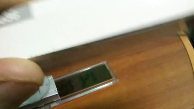 Электронный термометр в автомобиль или куда угодно смотреть онлайн