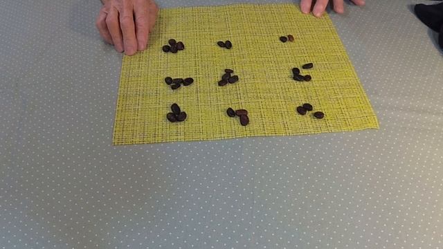 Гадание онлайн. Гадание на бобах. Что ждать? смотреть онлайн