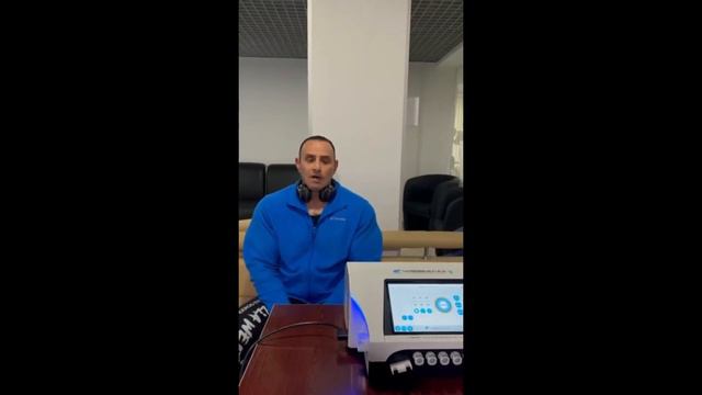 Here is world famous Israeli Bodybuilder Eli Hanna getting treatment смотреть онлайн