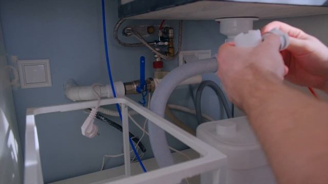 Кухонный насос SFA SANIVITE 3 застучал! смотреть онлайн