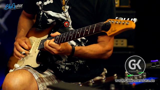 BluGuitar AMP1 IRIDIUM *Joe Satriani´s Cryin Tone" *LIVESTREAM with Thomas Blug + Gundy Keller* смотреть онлайн