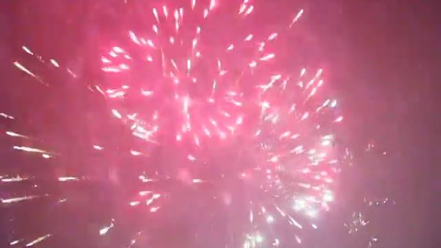 Салют стоимостью 23 т.руб.AVI смотреть онлайн