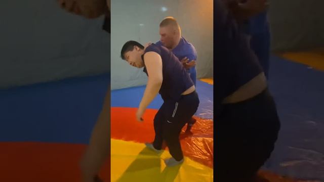 САМООБОРОНА, ПИСТОЛЕТ В УПОР. смотреть онлайн