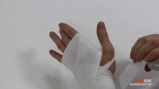 Sådan Binder Du Hånbind, 2.5m Elastisk, Nippon Sport смотреть онлайн