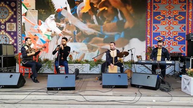 Осенние дары Азербайджана. Выступает Шахрияр Иманов. смотреть онлайн