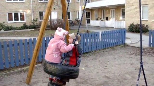 шведские качели смотреть онлайн