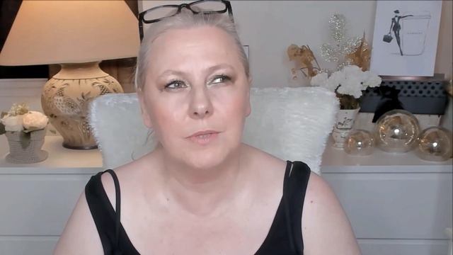 CHANEL - EAU DE TEINT I LIGHT DEEP I CHANEL MAKEUP I CRASHTEST смотреть онлайн