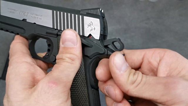 [KWC / Cybergun] Colt 1911 rail gun dual tone (fr) смотреть онлайн