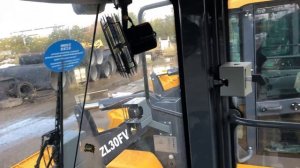 Обзор Фронтального погрузчика XCMG ZL30FV (на рычагах)