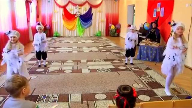 Танец Журавлей в детском саду (авторская разработка).mp4 смотреть онлайн