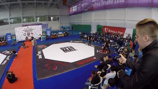 ТУПОЙ КАЧОК на ярмарке. Турнир OPEN MAT. Новая квартира.